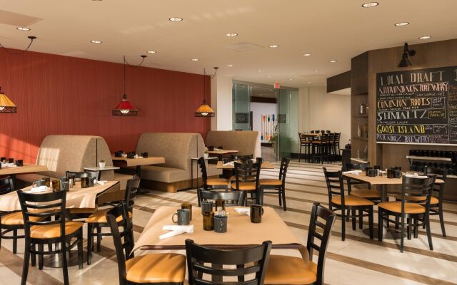 Courtyard by Marriott Lake George