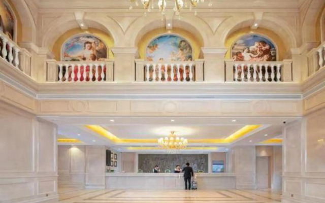 Vienna Hotel (Hengshui Middle School)