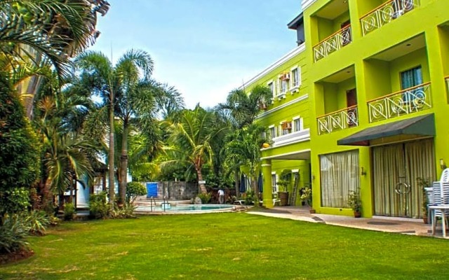 Hotel Camila 2