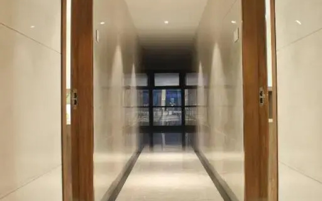 RR Mount Elite Suites