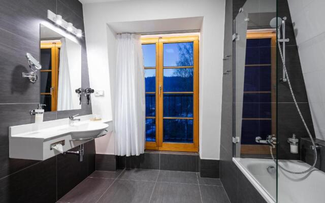 Hotel Ostrov
