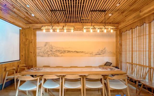 Kaichen Puju Hot Spring Village Resort Hotel