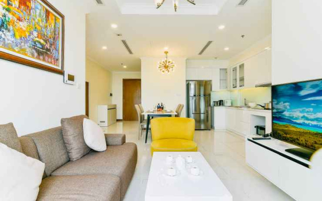 Vera Saigon Apartments - Vinhomes Central Park