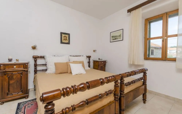 Apartments and Room Lucijo