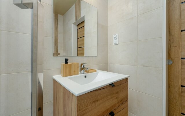 Mountain Apartment Zakopane by Renters