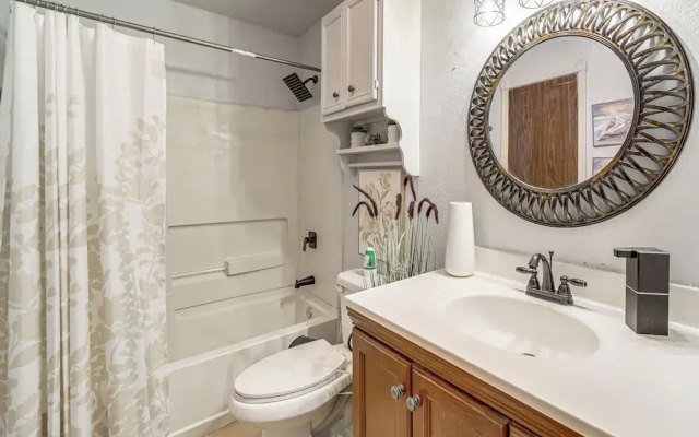 Furnished Patio! Family-friendly Tulsa Townhome