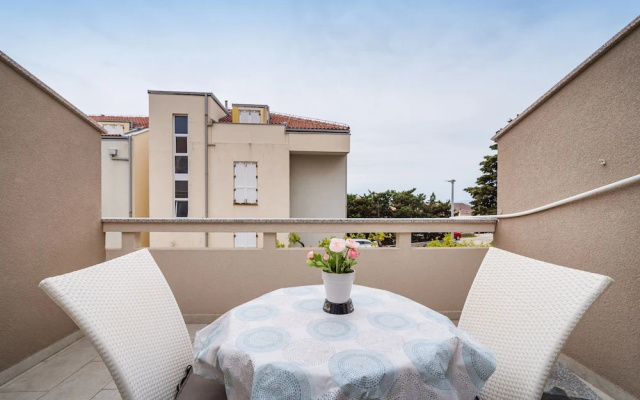 Studio Apartments Near Center 3