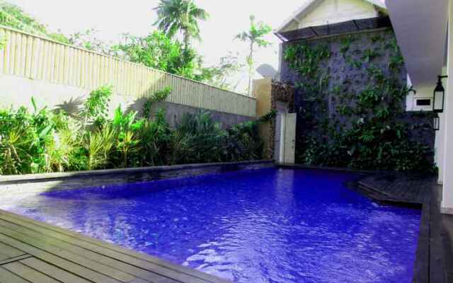Xanadu Villa