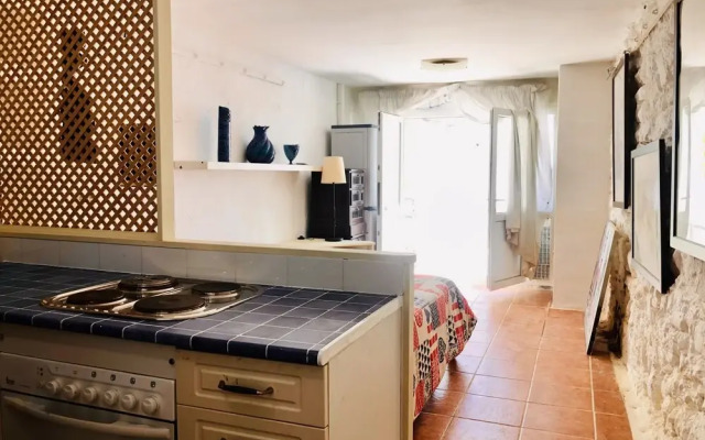 Charming 3-bed House in Guaro, Málaga