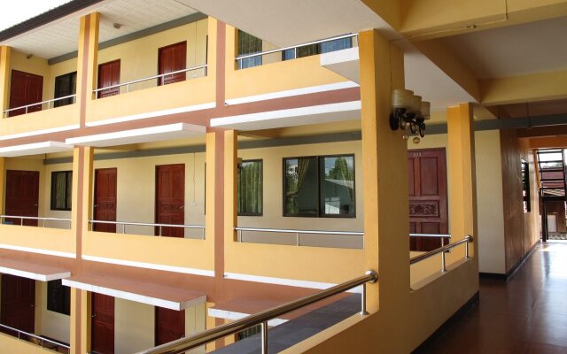 OYO 1024 Thank Place