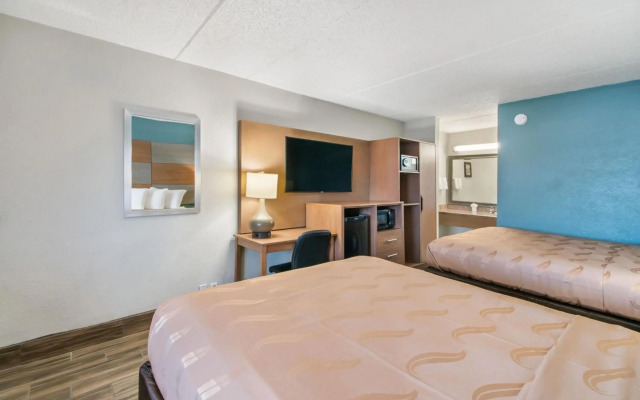 Beachfront Palms Hotel Galveston