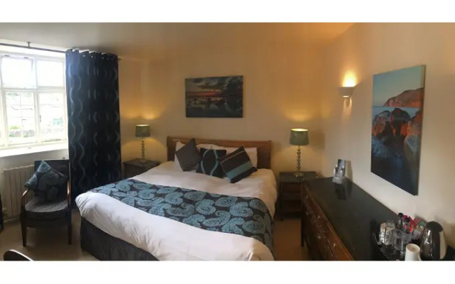 The Crown Hotel