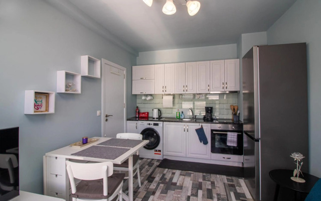 Mountain View Apartment 1 + Parking