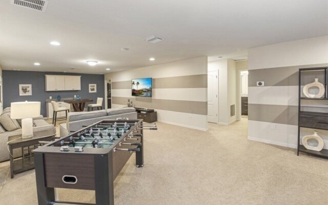 8812wws 8 Bedroom Home