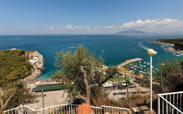 Villaggio Villa Lubrense
