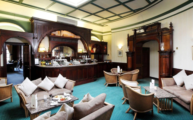 Swinfen Hall Hotel
