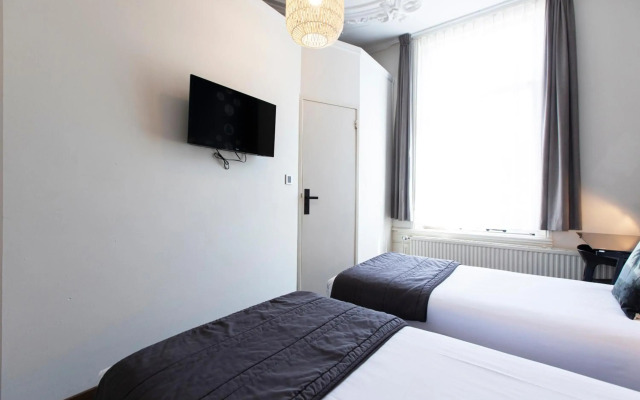 Quentin Amsterdam Hotel