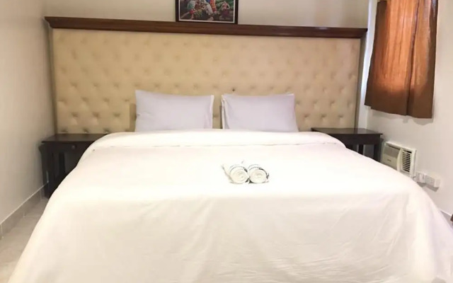 AV Seven Resort