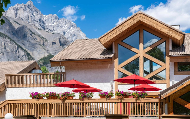 Banff Rocky Mountain Resort