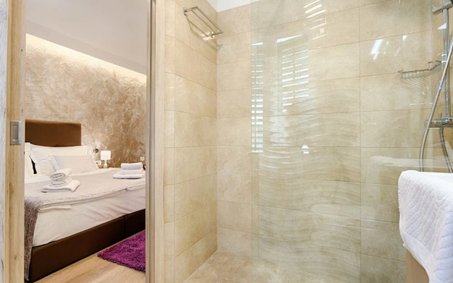 Central Pearl by Nono Ban