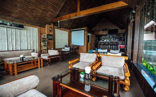 Sea Valley Hotel