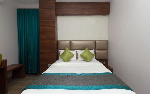 OYO 10492 Hotel Onyx Garden
