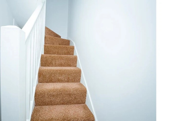 Spacious Home for Groups With Parking