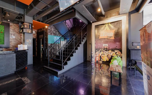 Sans Hotel Roxy Jakarta