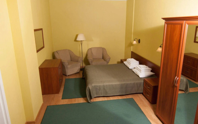 Mini hotel on Geroiv Energetykiv,18