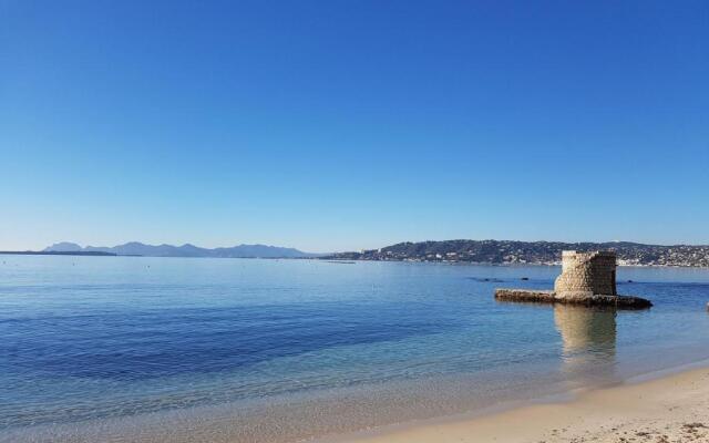 Appartement 2 pieces, renove, 2 piscines+tennis, mer, climatisation