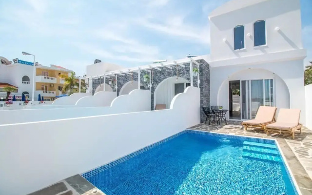 Alexander Studios & Suites - Adults Only