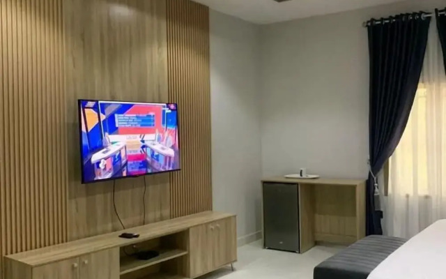 Chexfield Suites and Apartments