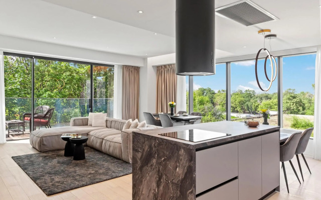 ONE Luxury Apartments