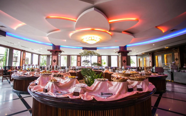 Pacific Premier Resort & Spa