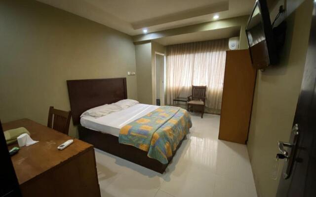 89 Hotel