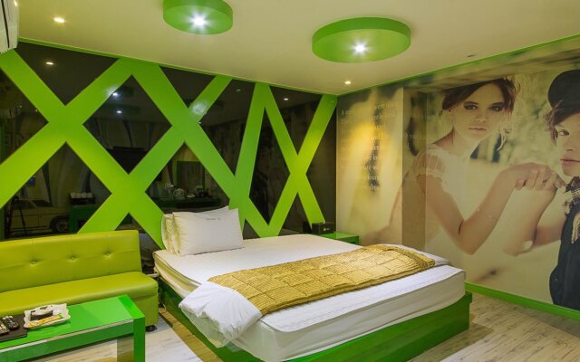 O2 Motel