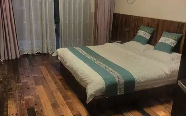 Anji Zhenyin Homestay