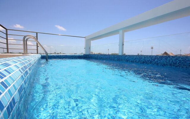 Menesse 32 01 by iMexico