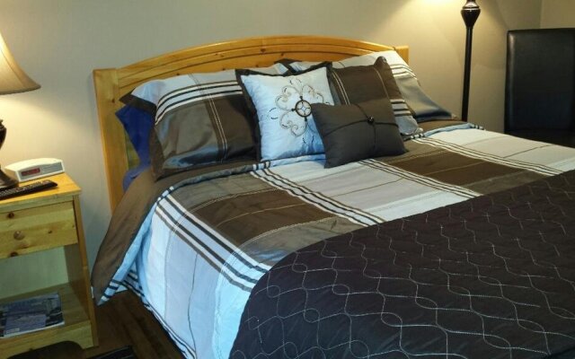 Northwest Lodge Bed & Breakfast