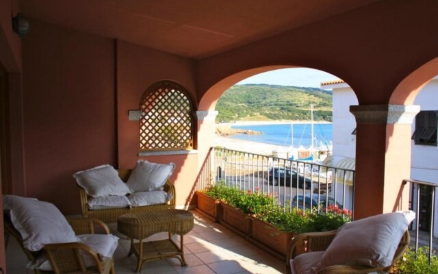 Appartamenti Isola Rossa Borgo Di Mare