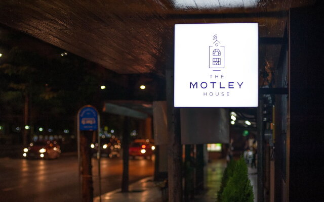 The Motley House - Hostel
