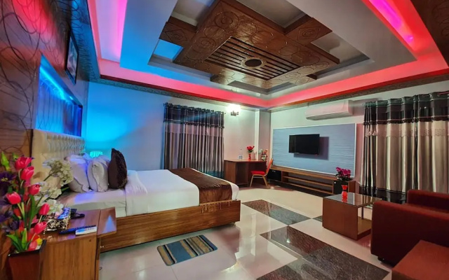 Hotel Khan Palace