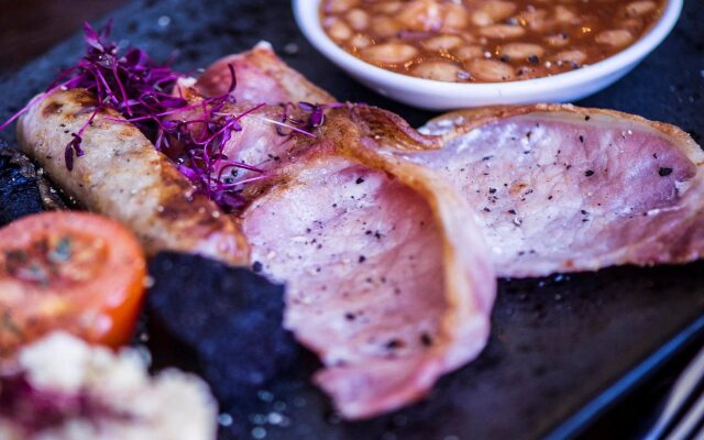 DoubleTree by Hilton Cheltenham-Cotswolds