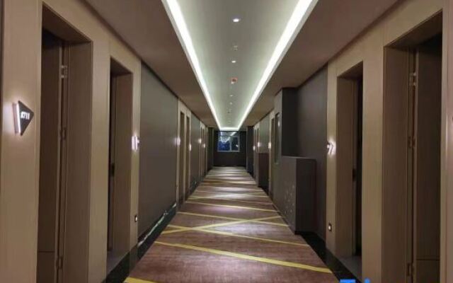 Xinzhou Yunjing Hotel (Vocational and Technical College)