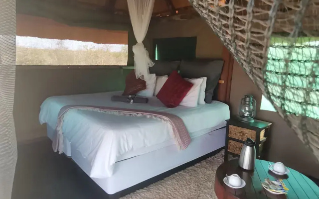 Shanatsi Safari Lodge