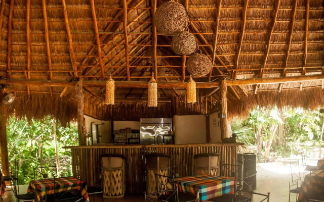 Akumal Natura