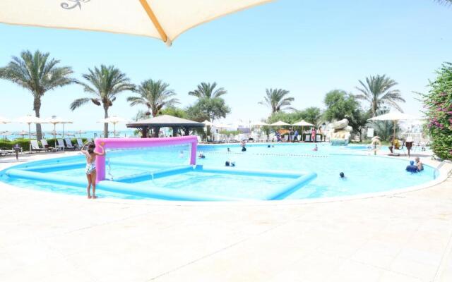 Mousa Coast Resort Cairo Beach