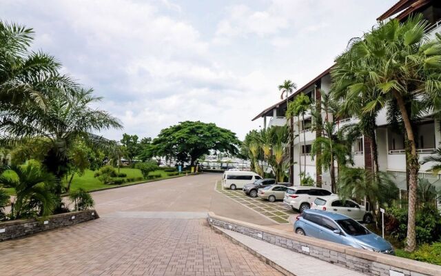 NIDA Rooms Phuket Marina Rose