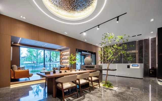 World Hotel  Jinan CBD MixC Branch