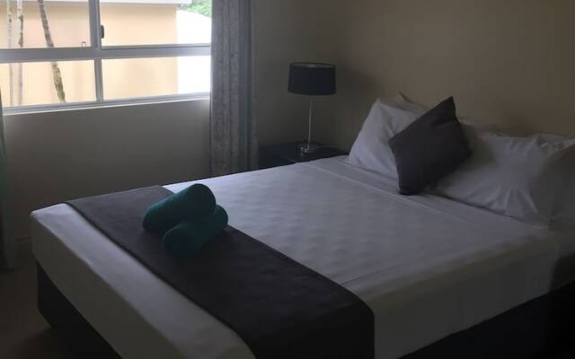 Cairns Golf Course Apartment